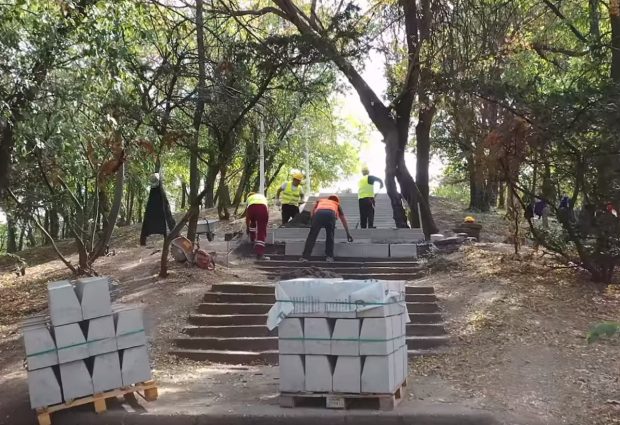 Scările şi aleile din Parcul Tineretului, refăcute şi modernizate. Ce alte modificări s-au mai făcut