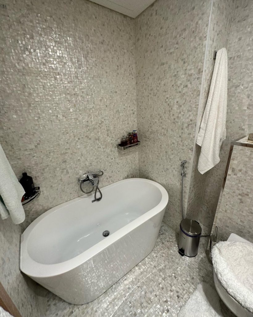 Vizualizări noi asupra vilei Brigittei Pastramă din Dubai. Descoperă aspectul casei de 400.000 de euro, recent renovată: „O binecuvântare divină” 2 brigitte pastrama casa dubai 400 000 de euro 7