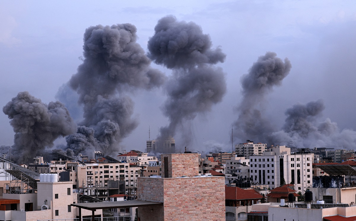 "Despre Atacul Hamas Asupra Israelului: Cum Arată Gaza ca o Combinare a Ferentariului și Rahovei în Deșert" "Despre Atacul Hamas Asupra Israelului: Cum Arată Gaza ca o Combinare a Ferentariului și Rahovei în Deșert"