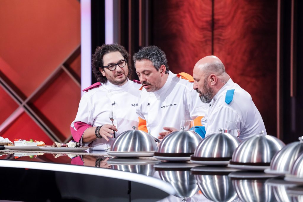 Monica Iliescu eliminată de la Chefi la cuțite, sezonul 12, în urma unei reacții neașteptate din partea lui Cătălin Scărlătescu 3 img