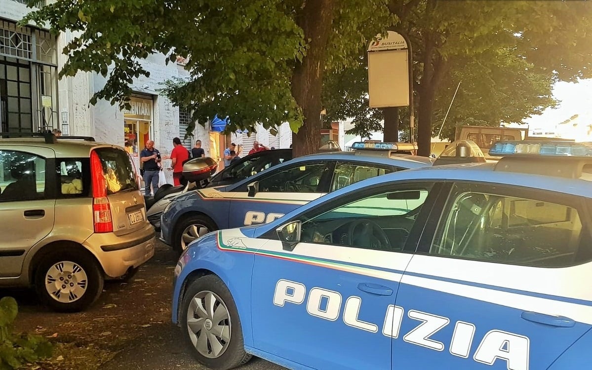 Rumeno accoltellato da un albanese e derubato sul posto dalla madre.  Si sono incontrati per pagargli uno stipendio