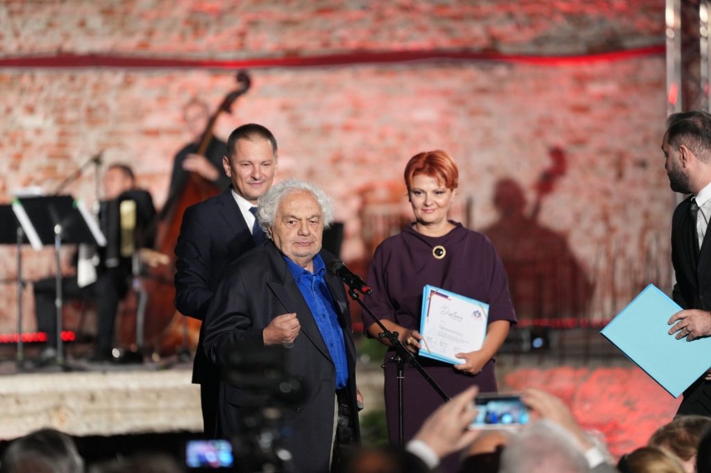 Inaugurarea Muzeului Cărții și Exilului Românesc în Craiova: O nouă destinație culturală ce păstrează amintirea exilului românesc 2 mcer3