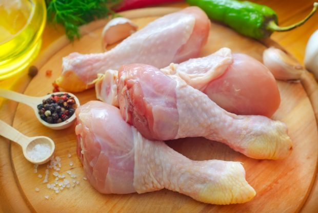 Reţetă de papricaş de pui în foi de plăcintă