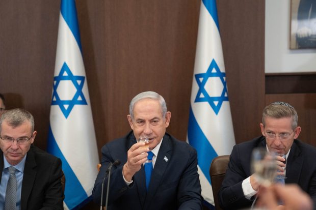 Benjamin Netanyahu a primit undă verde să formeze un guvern de urgenţă alături de partidele din opoziţie