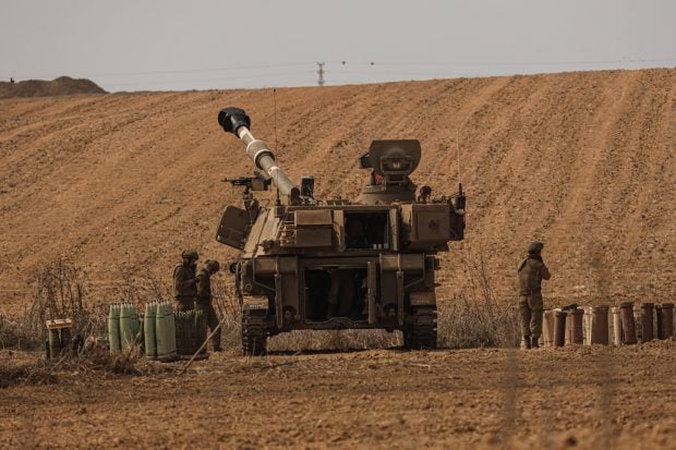 LIVETEXT Israelul spune că atacă Gaza la un „nivel fără precedent”, în timp ce nordul țării e vizat de „o infiltrare suspectă” din Liban. La Ashkelon, un spital a fost lovit de o rachetă Hamas