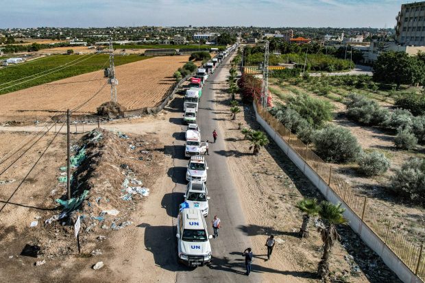 LIVETEXT: Israelul anunță că își „intensifică loviturile” în Fâșia Gaza, care a primit sâmbătă 20 de camioane cu ajutoare umanitare