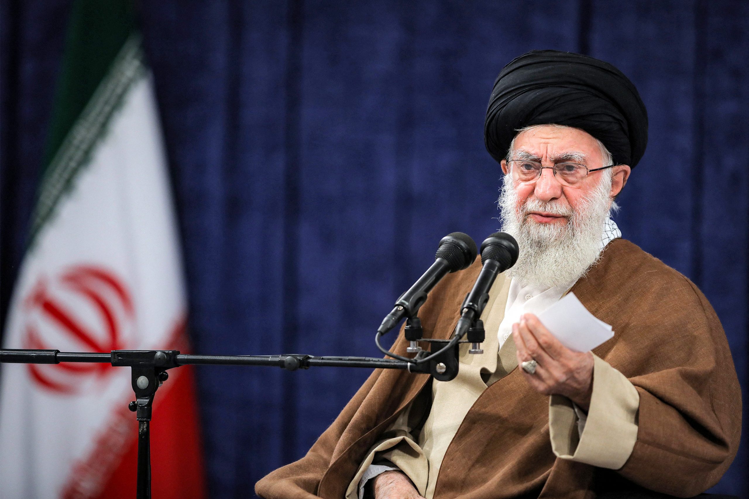 Ayatollahul Khamenei Acuză SUA pentru Situaţia din Fâşia Gaza și Susţine Că Washingtonul "dirijează Cumva Crimele Comise" în Enclavă Ayatollahul Khamenei Acuză SUA pentru Situaţia din Fâşia Gaza și Susţine Că Washingtonul "dirijează Cumva Crimele Comise" în Enclavă