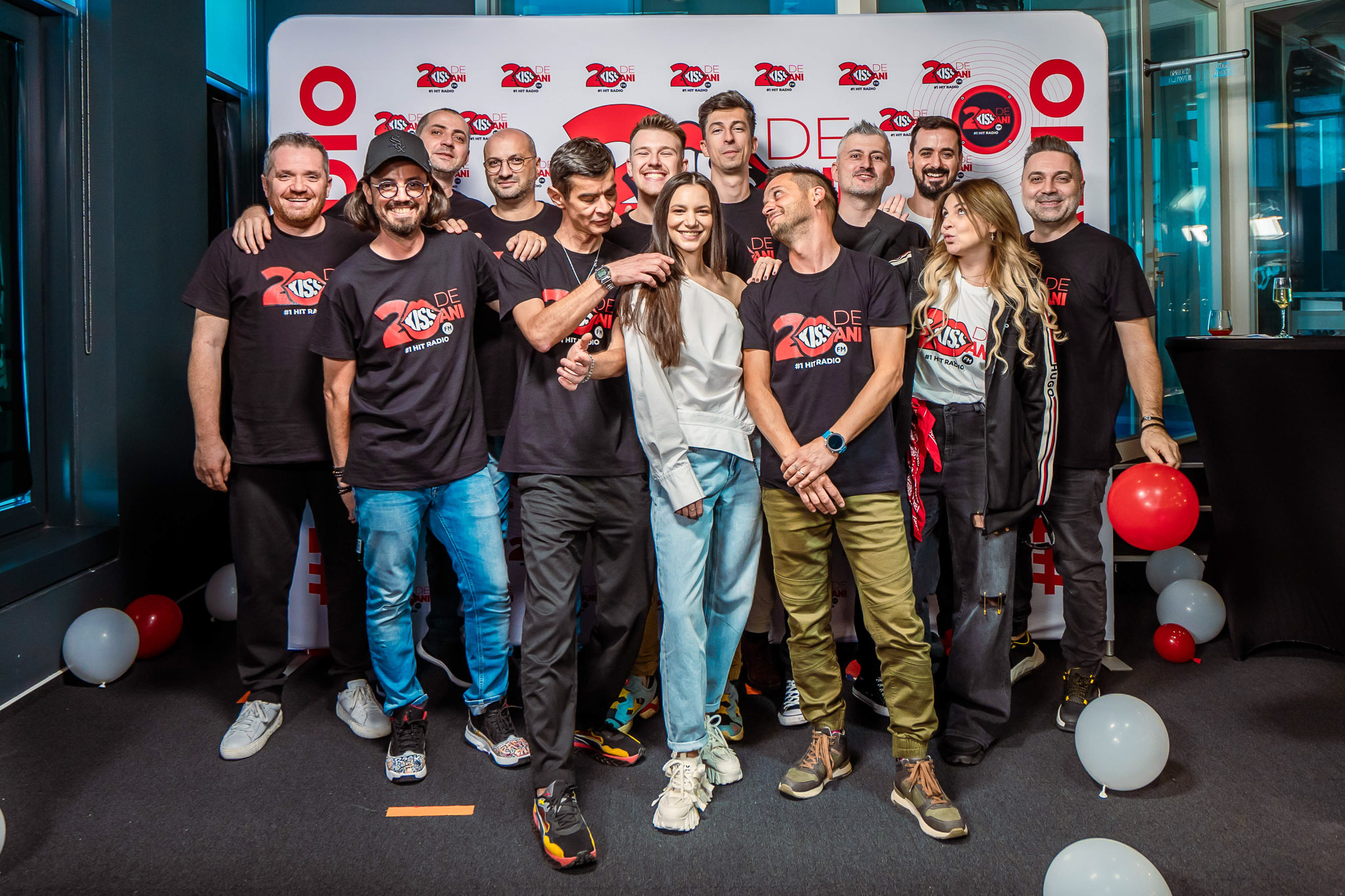 Kiss FM sărbătorește 20 de ani de hituri muzicale! Kiss FM sărbătorește 20 de ani de hituri muzicale!