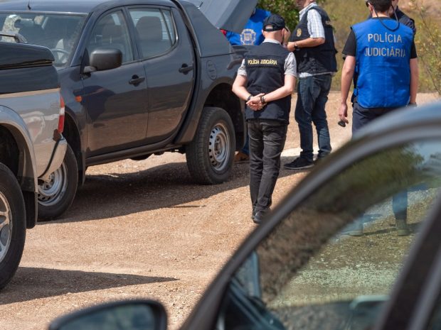 Români, printre victime într-un caz de trafic de persoane şi exploatare a forţei de muncă în Portugalia