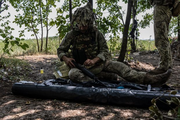 Război în Ucraina, ziua 617 | Zelenski anunță că rușii au suferit „pierderi grele” în asaltul asupra Vuhledar, iar șeful armatei ucrainene spune că „războiul trece acum într-o nouă etapă”