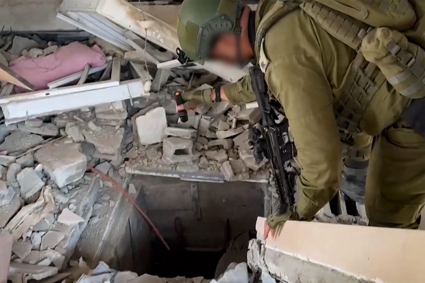 Război Israel-Hamas, ziua 33: Israelul anunță că a distrus 130 de tuneluri Hamas din Fâșia Gaza, de la începutul operațiunilor terestre