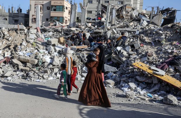 100.000 de oameni din Fâșia Gaza au fugit spre sudul enclavei în ultimele două zile, anunță armata israeliană, în timp ce evacuările spre Egipt au fost suspendate
