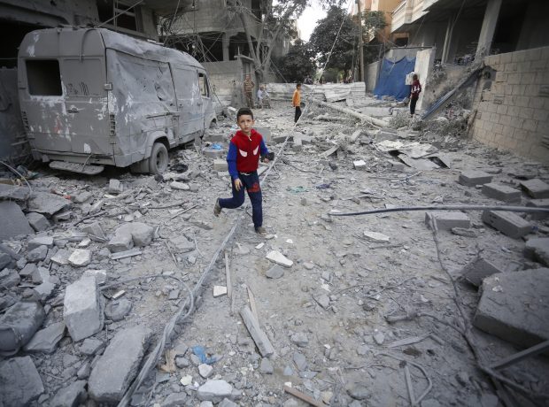 Israelul anunță că va permite zilnic intrarea combustibilului în Fâșia Gaza, în timp ce Hamas evocă 12.000 de morți, inclusiv 5.000 de copii