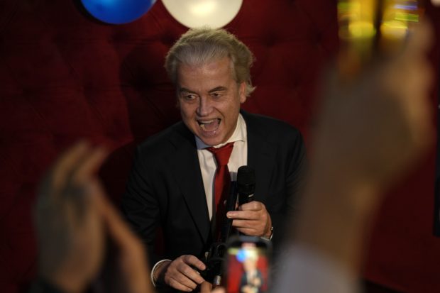 Partidul condus de liderul extremei-drepte din Olanda, Geert Wilders, a câștigat alegerile de miercuri, arată un exit poll