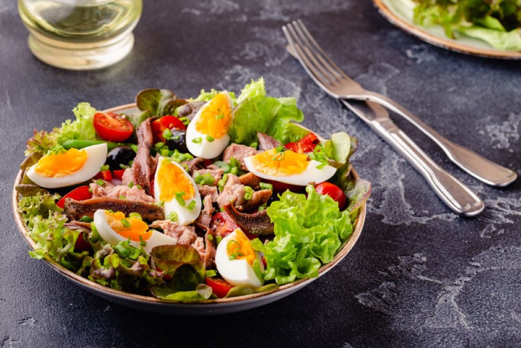 salata nicoise reteta istorie 2
