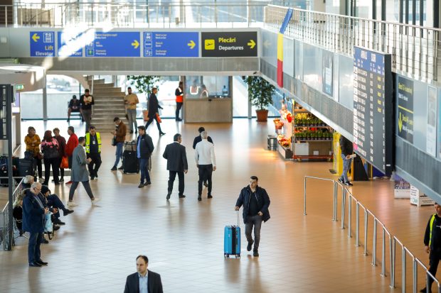 „Avarie importantă” pe Aeroportul Otopeni. Sunt probleme cu aerul condiționat, zona de îmbarcări e cea mai afectată