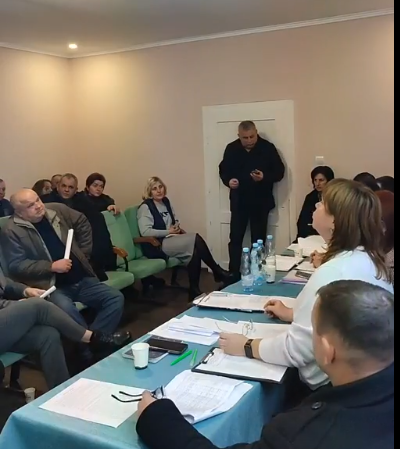Un consilier local din Transcarpatia a detonat mai multe grenade la o ședință. Sunt 26 de răniți, dintre care 6 în stare gravă