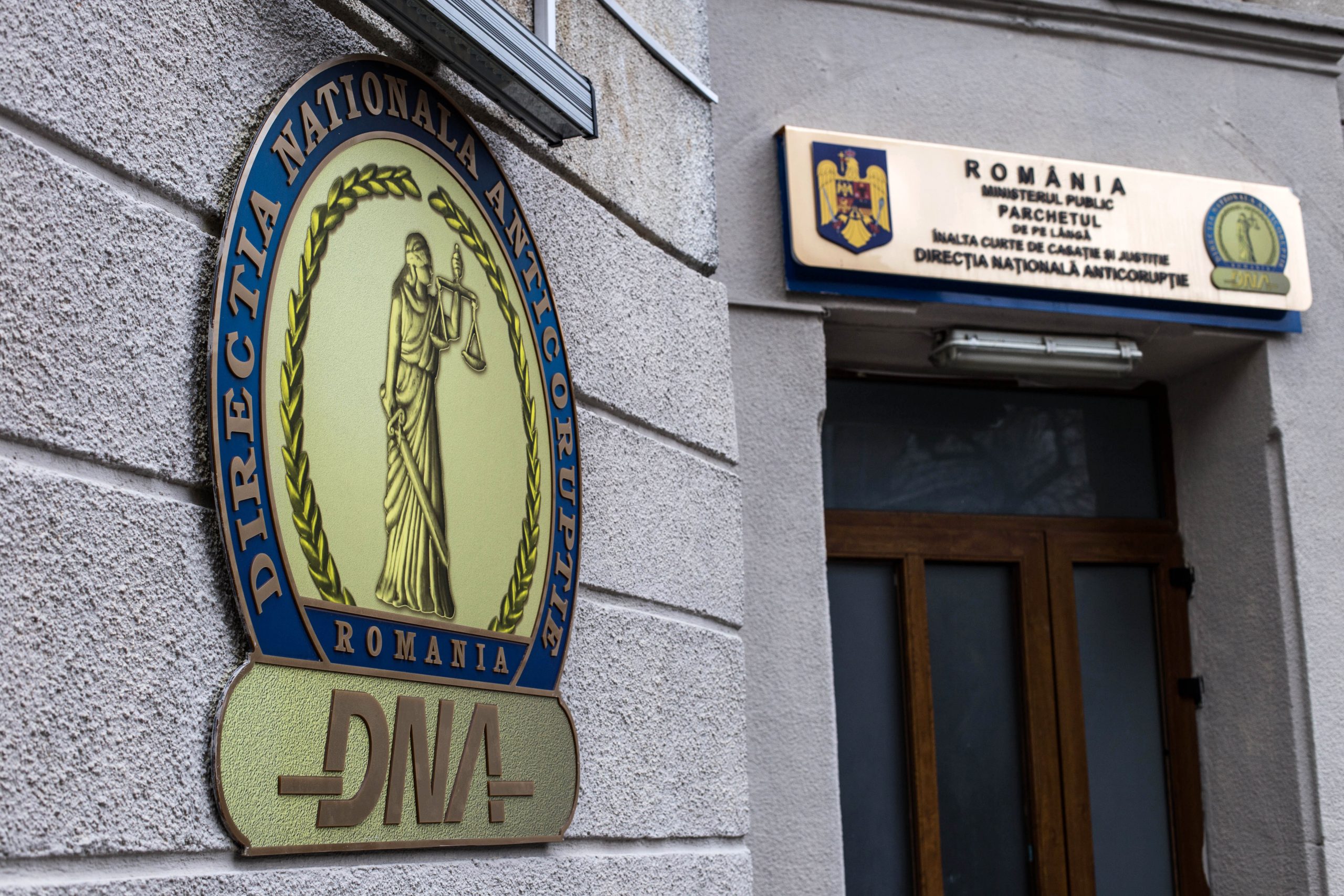 RISE Project: Firma La Care Este Angajată Soția șefului IT De La DNA, Contracte De Peste 2 Milioane De Lei Cu DNA. Curtea De Conturi: Achiziție Nelegală și Inutilă RISE Project: Firma La Care Este Angajată Soția șefului IT De La DNA, Contracte De Peste 2 Milioane De Lei Cu DNA. Curtea De Conturi: Achiziție Nelegală și Inutilă