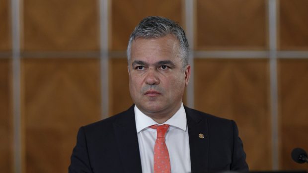 Adrian Veștea explică de ce nu i-a comunicat lui Ilie Bolojan desemnarea sa ca premier și detalii despre negocieri