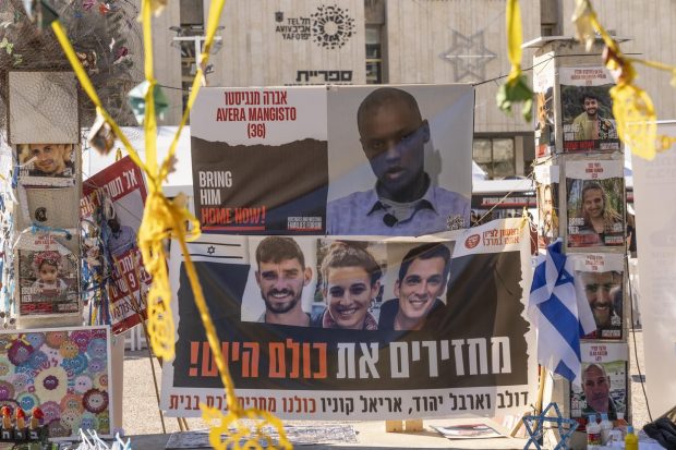 LIVETEXT: Trei ostatici israelieni care au scăpat din captivitatea Hamas, uciși din greșeală de soldații israelieni. Sute de persoane au cerut în Tel Aviv eliberarea ostaticilor