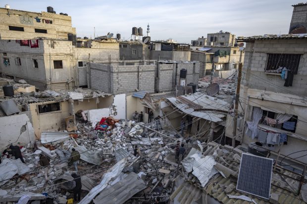 LIVETEXT: Hamas anunță cel puțin 20 de morți în urma atacurilor israeliene asupra unei tabere de refugiați. Israelul spune că a vizat ținte ale teroriștilor