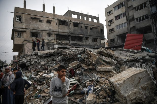LIVETEXT: Armata israeliană și-a extins operațiunile terestre în centrul Fâșiei Gaza. Val masiv de rachete lansat spre Tel Aviv