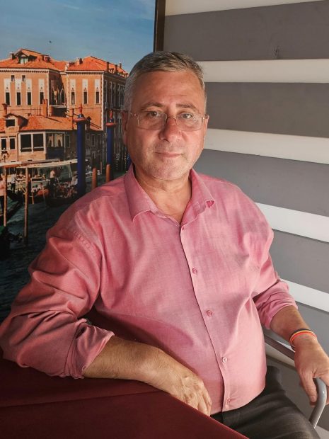 Dănuţ Andruş, reprezentantul fermierilor: „Cei care conduc ar trebui să ia atitudine imediată. Acest strigăt de disperare al nostru nu se referă doar la agricultură şi transporturi”