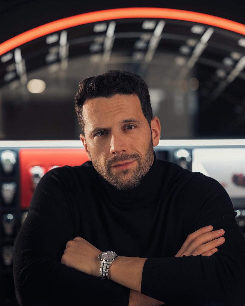 Adrian Nartea