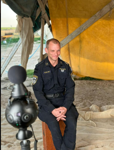 „Poate așa ne veți crede”. 7 octombrie prin ochii supraviețuitorilor masacrului Hamas, documentar care le spune poveștile prin VR