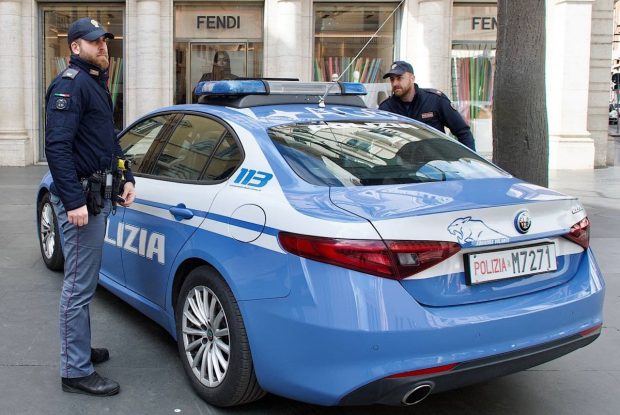 Fraudă fiscală de 1,7 miliarde de euro în Italia, comisă de 85 de persoane. Banii erau spălați prin bănci din umbră chinezești