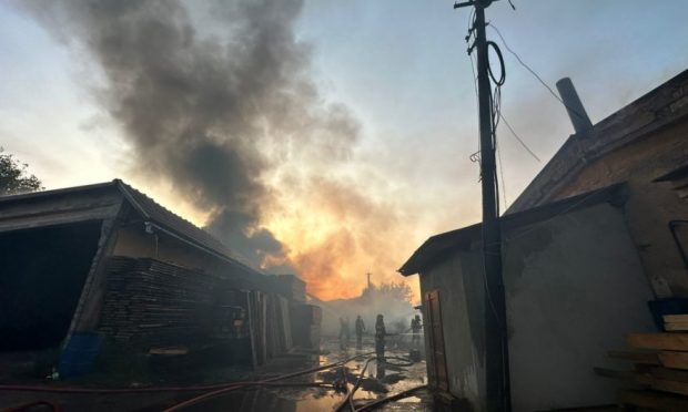 Incendiu la o cabană din Cluj. O femeie a suferit răni grave