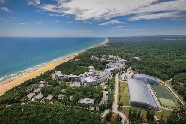 Bulgaria vrea să confiște un complex hotelier deținut de statul rus la Marea Neagră și să înghețe activele oligarhilor sancționați