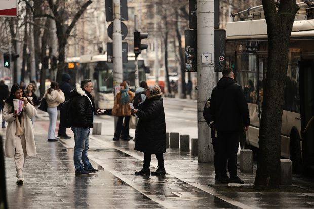 După ger și viscol, vremea se încălzește din nou. Meteorologii anunță că temperaturile urcă până la 17 grade