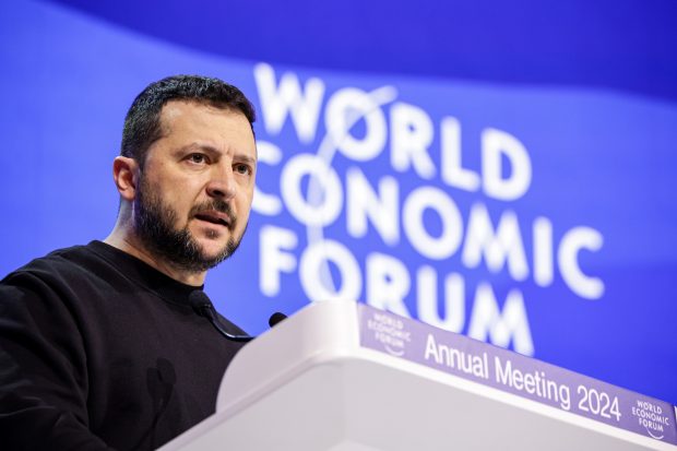 Zelenski îndeamnă Occidentul la unitate pentru oprirea Rusiei: Putin este un prădător care nu se mulţumeşte cu un conflict înghețat