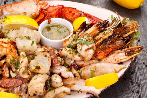 Rețete cu fructe de mare – idei simple și delicioase