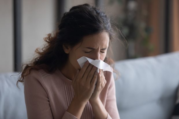 INTERVIU. Cele mai mari greșeli pe care le fac românii când se îmbolnăvesc de gripă. Medic: „Iau medicamente în exces și uită să facă ce este mai important”