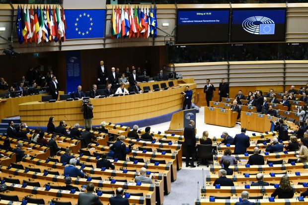 Europenii vor vota la alegerile pentru Parlamentul European în funcție de fricile lor. Din ce „trib de criză” fac parte românii