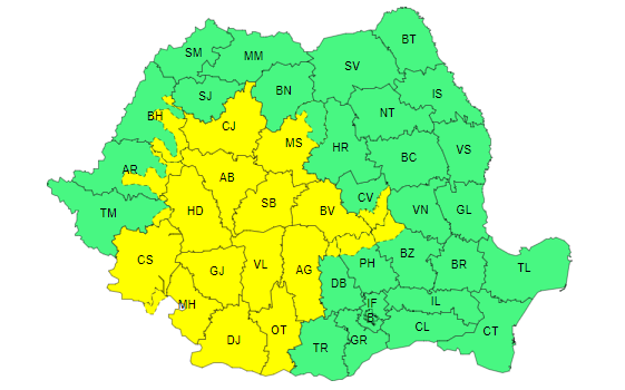Jumătate de țară, sub cod galben de vânt puternic şi viscol. Cum va fi vremea în zilele următoare