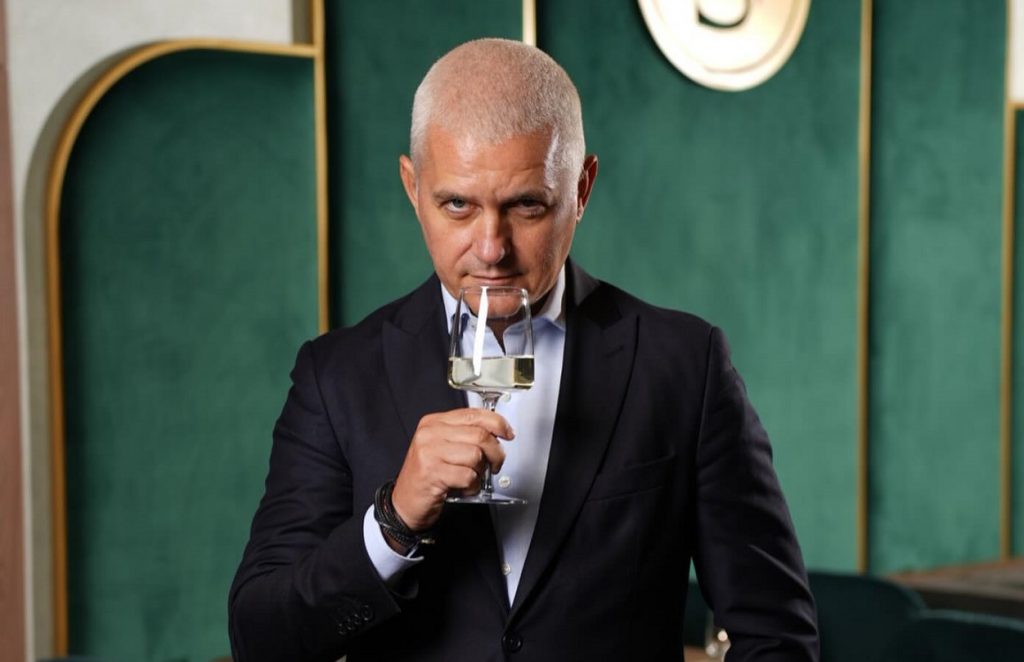Andreea Marin și Andreea Raicu, apariție surpriză la restaurantul lui Virgil Ianțu din București 10 virgil iantu restaurant 9
