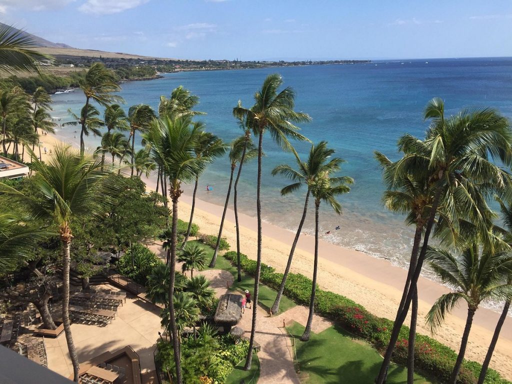 Cele mai frumoase plaje din lume in 2024: Descopera Paradisul pe Pamant! 4 4 kaanapali
