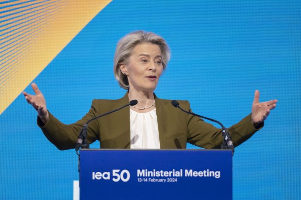 UE poate avea din vară și comisar pentru apărare. Ursula von der Leyen „apreciază foarte mult această idee”