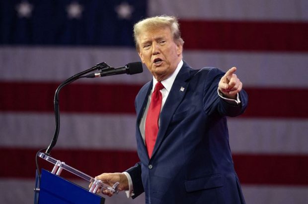 Donald Trump nu poate depune garanția completă în procesul de fraudă și oferă o garanție de 100 de milioane de dolari