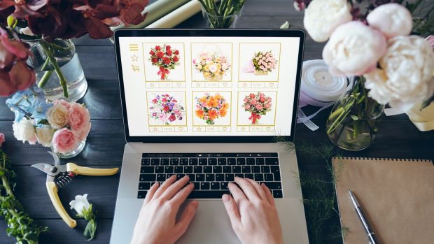 De ce să alegi o florărie online pentru buchete proaspete și livrate la domiciliu