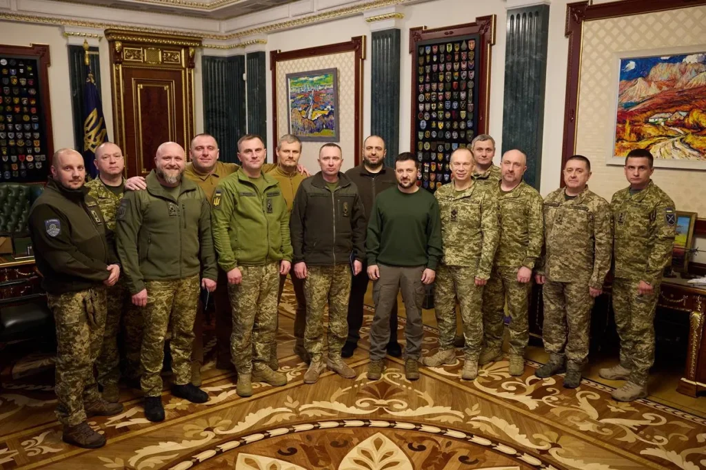 Săptămâna în care Volodimir Zelenski a schimbat toată conducerea armatei. „Resetarea” cu care vrea să decidă soarta războiului: cine vine și cine pleacă