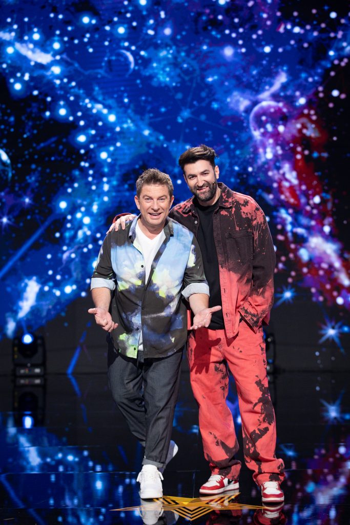 Românii au talent - Sezonul 14 Debutează Cu Succes 3 prezentatorii romanii au talent pavel bartos si smiley