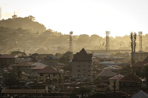 Trei fete au murit în Sierra Leone după ce au fost supuse unor ritualuri de mutilare genitală