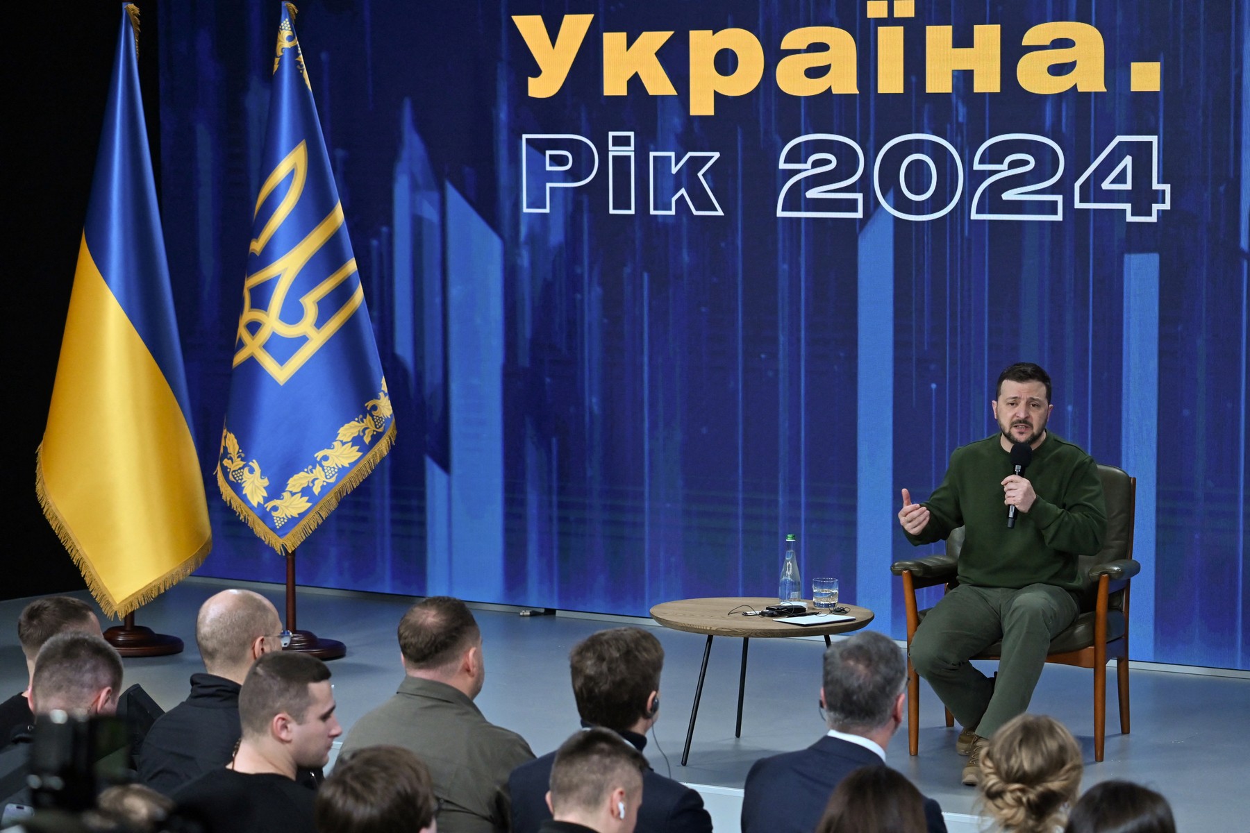 La startul celui de-al treilea an de război, Zelenski exclude negocieri directe cu Putin: „Poți să vorbești cu un om surd? Cu unul care își ucide oponenții?”. Câți soldați a pierdut Ucraina