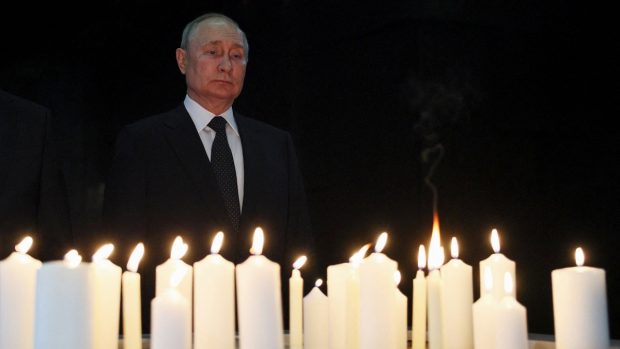 Putin a primit moștenire capodopere de artă în valoare de două miliarde de dolari de la criticul de artă Nina Moleva, care a murit