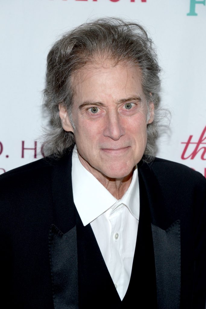 Comedianul Richard Lewis a plecat dintre noi la vârsta de 76 de ani: Viața și moartea unei legende 5 richard lewis 1