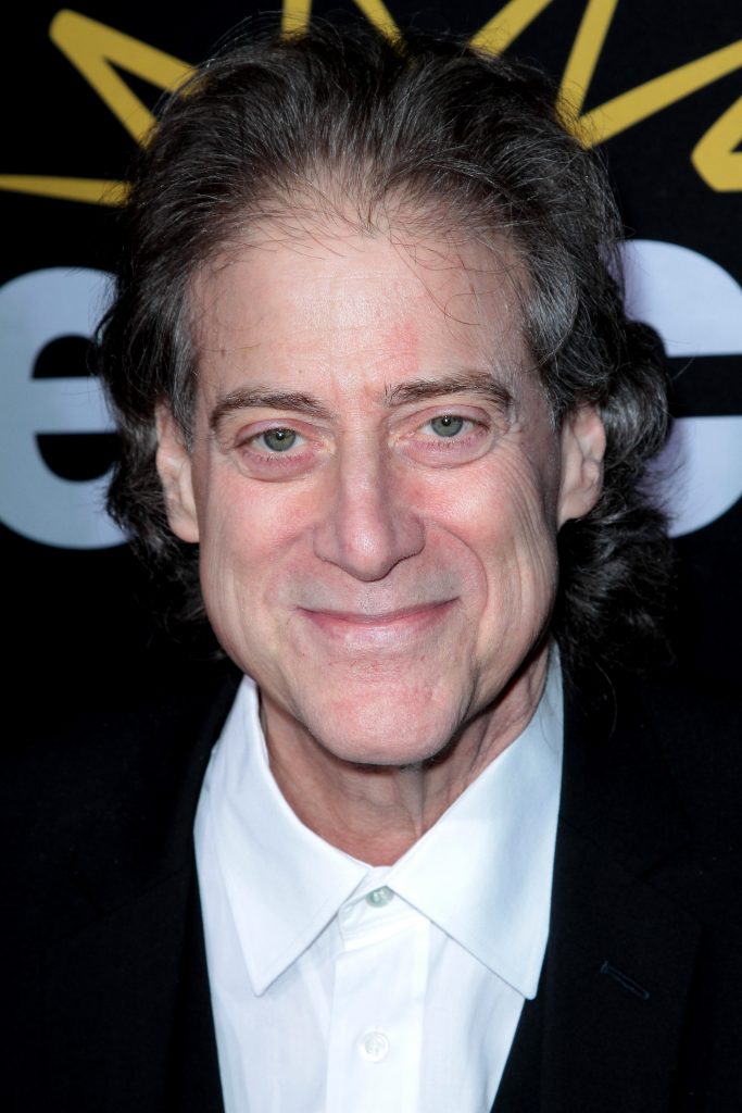 Comedianul Richard Lewis a plecat dintre noi la vârsta de 76 de ani: Viața și moartea unei legende 2 richard lewis 3